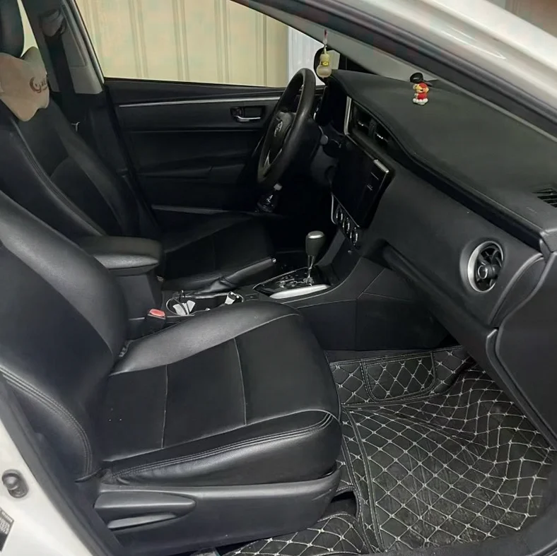 丰田卡罗拉 正面外观二