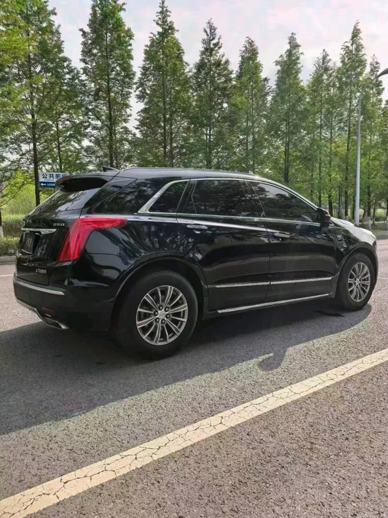 凯迪拉克XT5 后面外观二