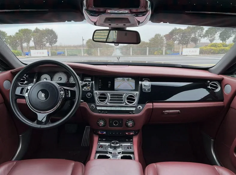 劳斯莱斯魅影 内饰后排
