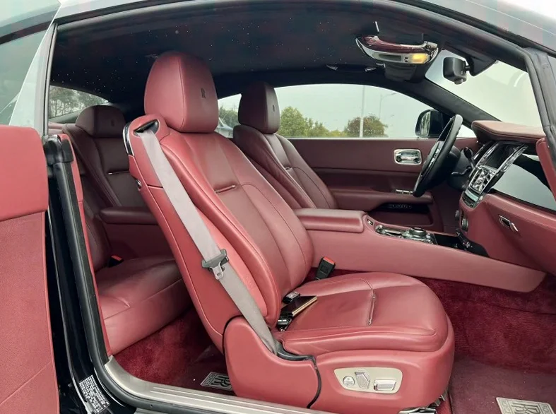 劳斯莱斯魅影 驾驶室