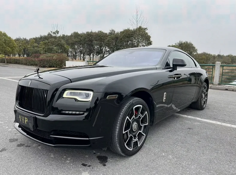 劳斯莱斯魅影 正面外观三