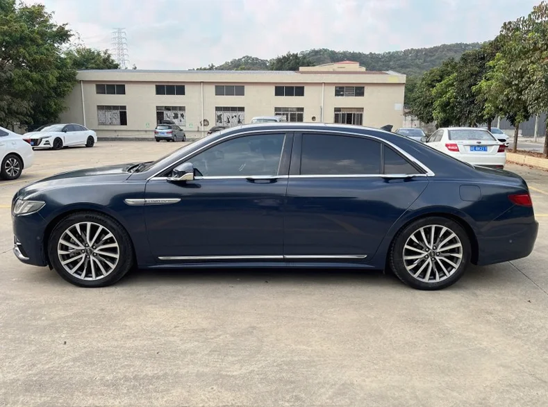 林肯大陆 正面外观三