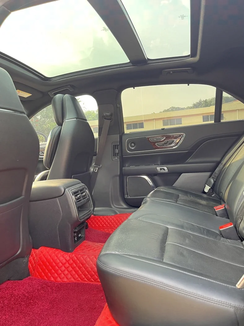 林肯大陆 后面外观三