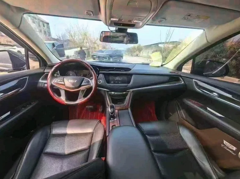 凯迪拉克XT5 后面外观二