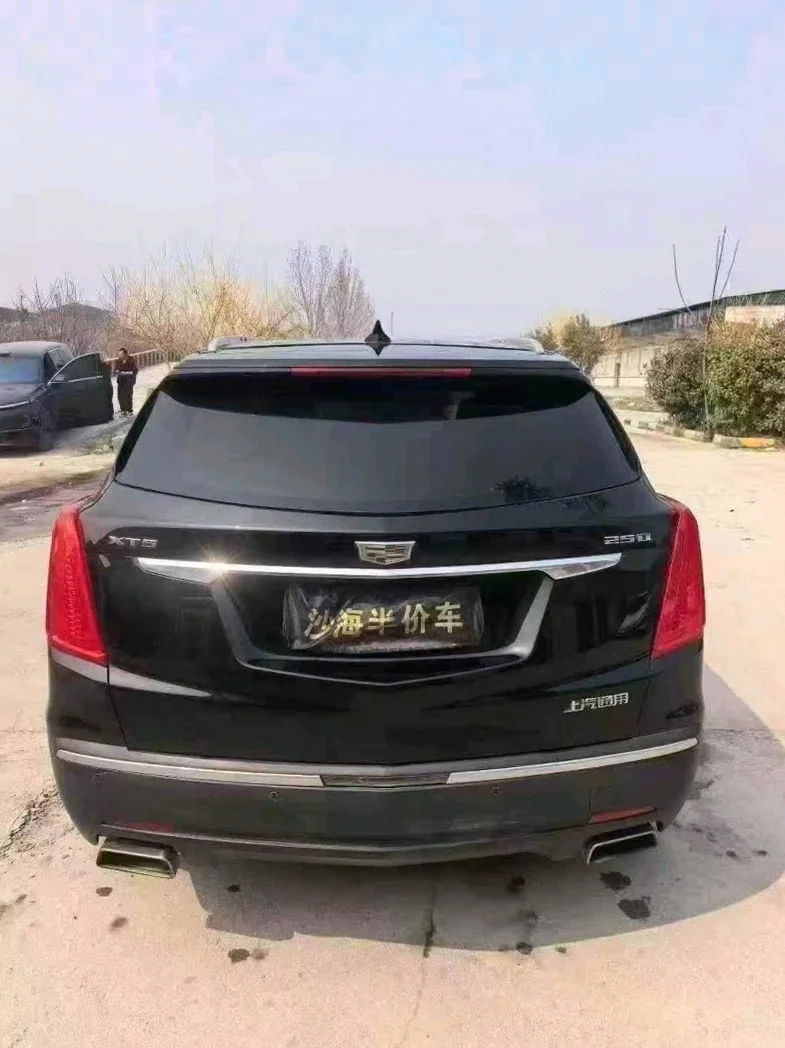 凯迪拉克XT5 后面外观三