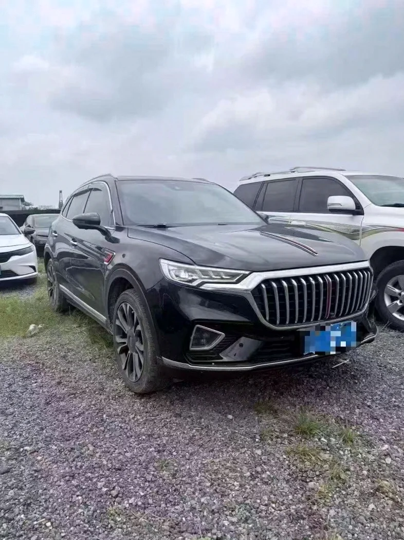 20年红旗HS5 2.0T四驱豪华版