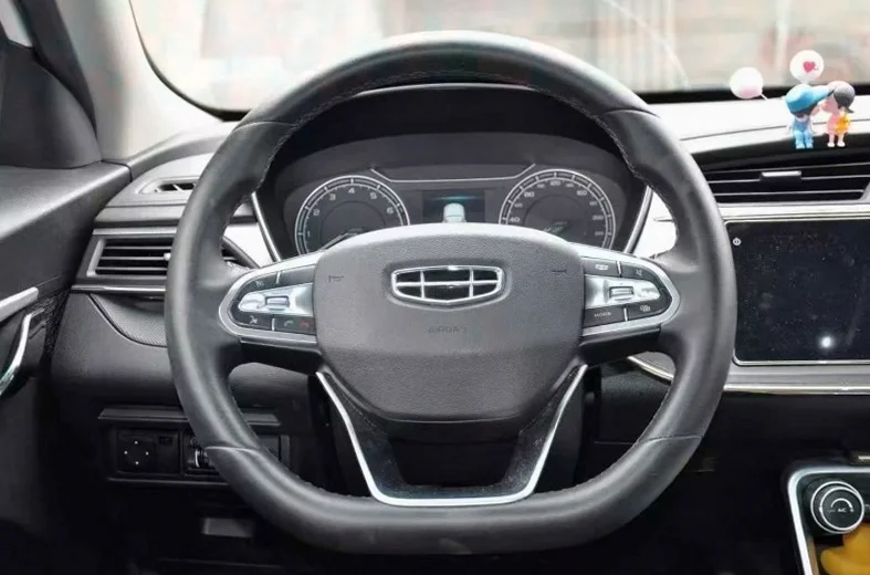 吉利缤瑞 后面外观一