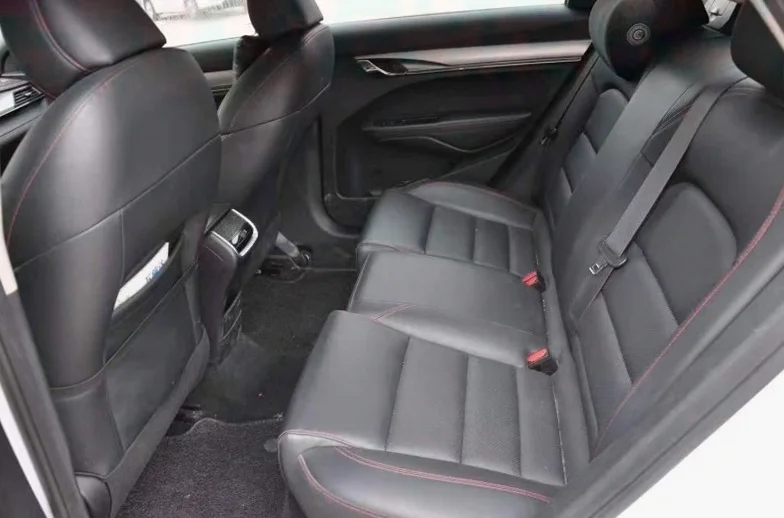 吉利缤瑞 后面外观三