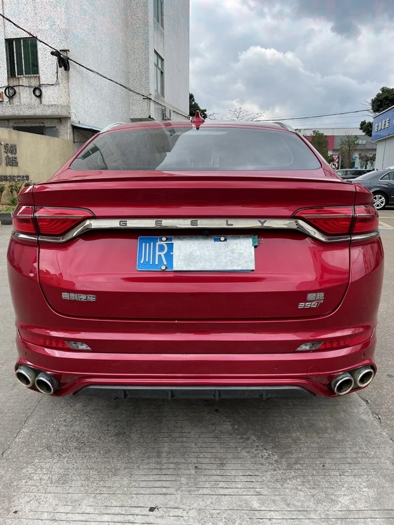 吉利星越 驾驶室