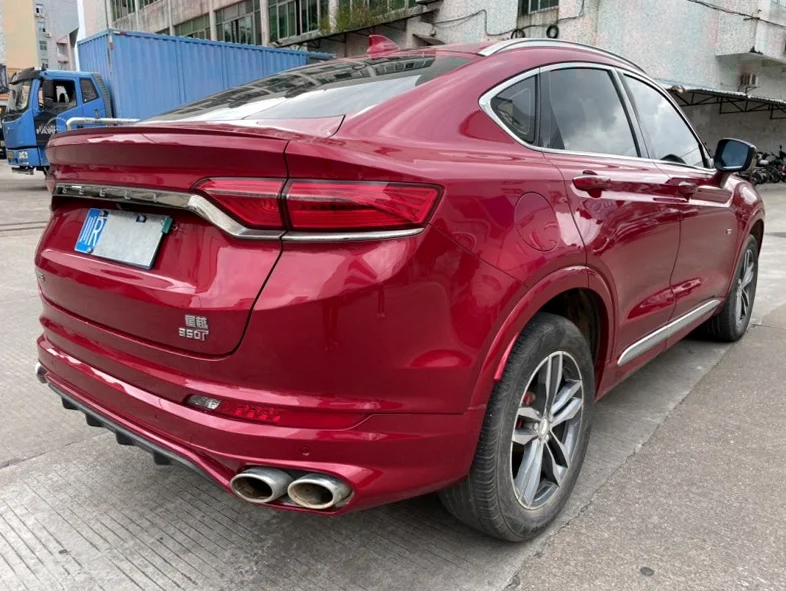 吉利星越 后面外观一