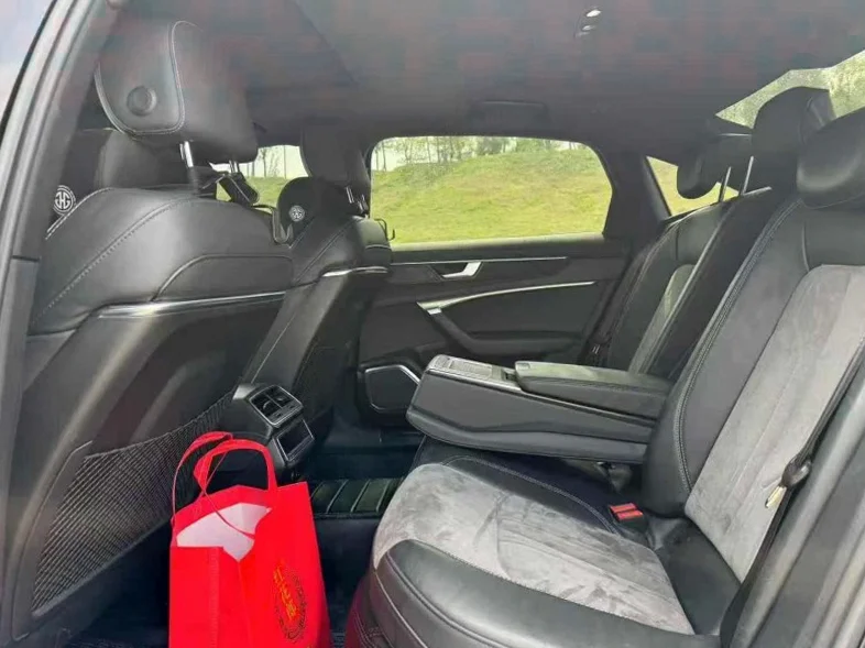 奥迪A6L 后面外观二