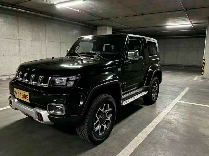 北京BJ40 正面外观二