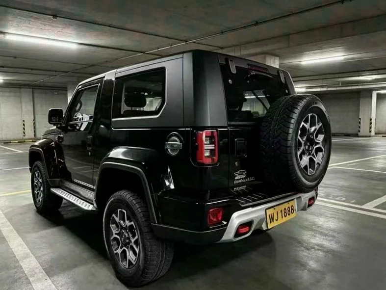 北京BJ40 后面外观三