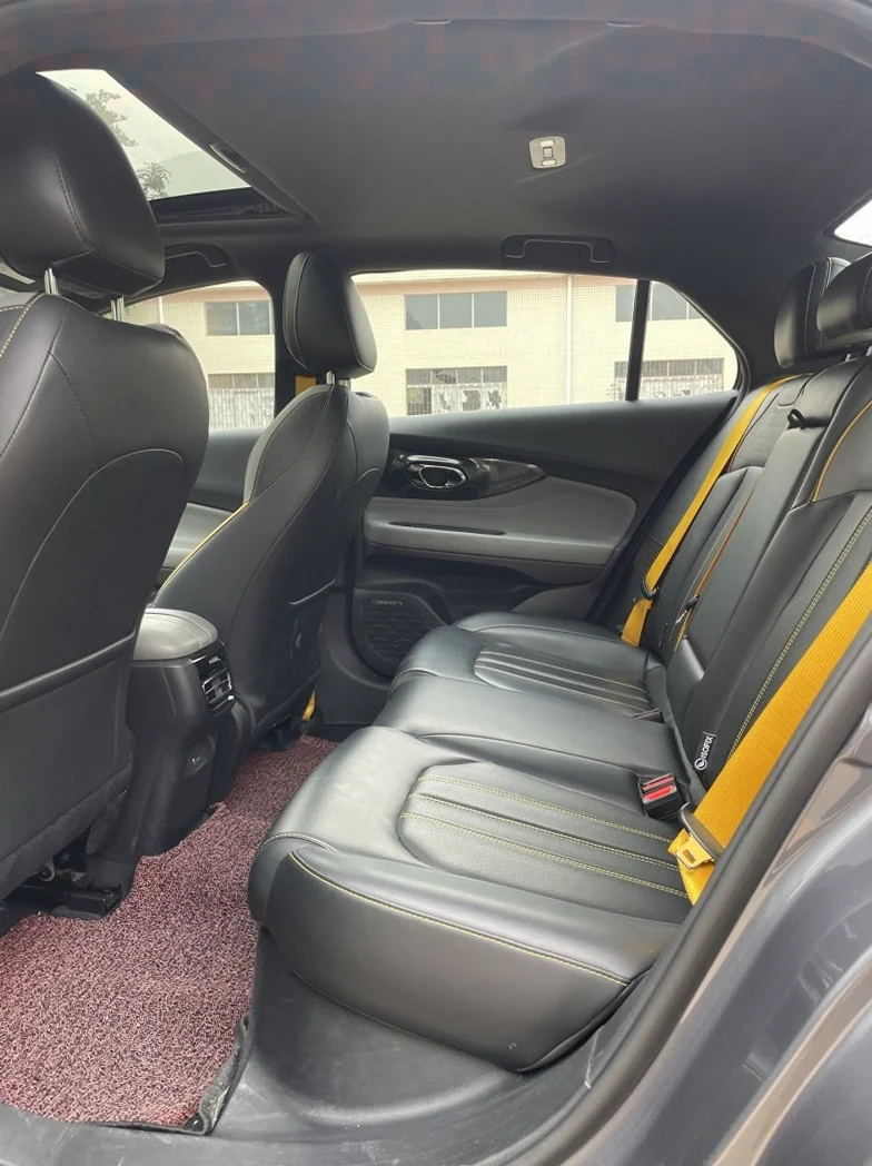 传祺影豹 后面外观三