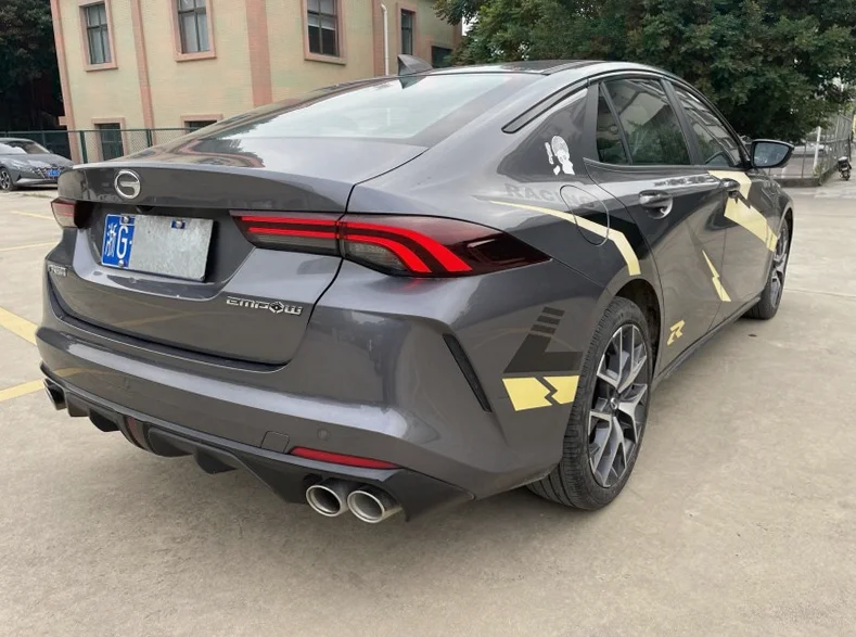 传祺影豹 后面外观一