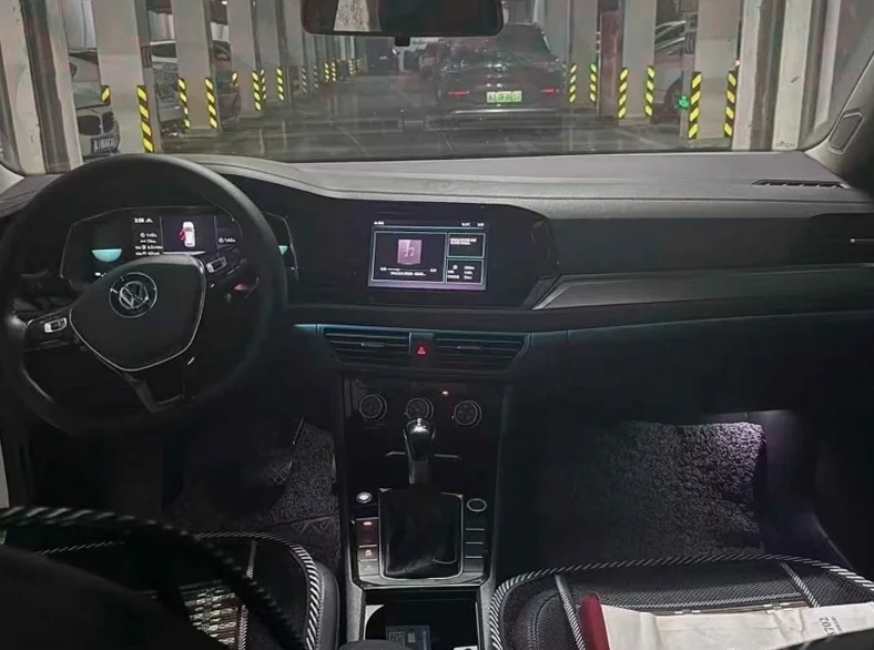 大众速腾 后面外观一