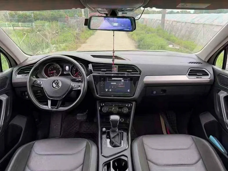 大众途观 后面外观一