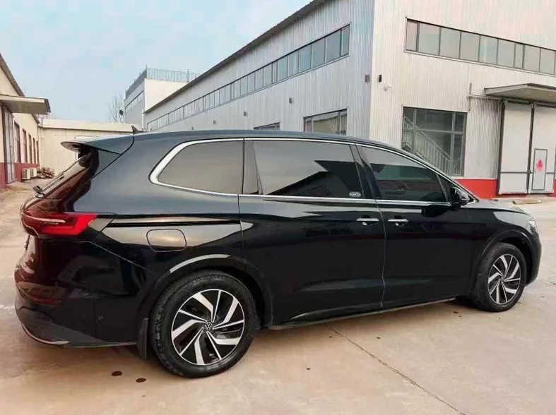 大众威然 内饰后排