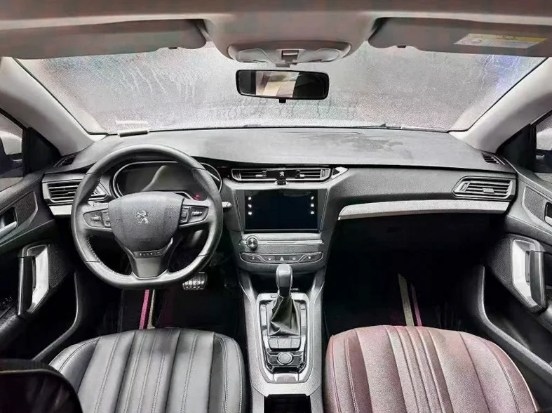 东风标致 后面外观三