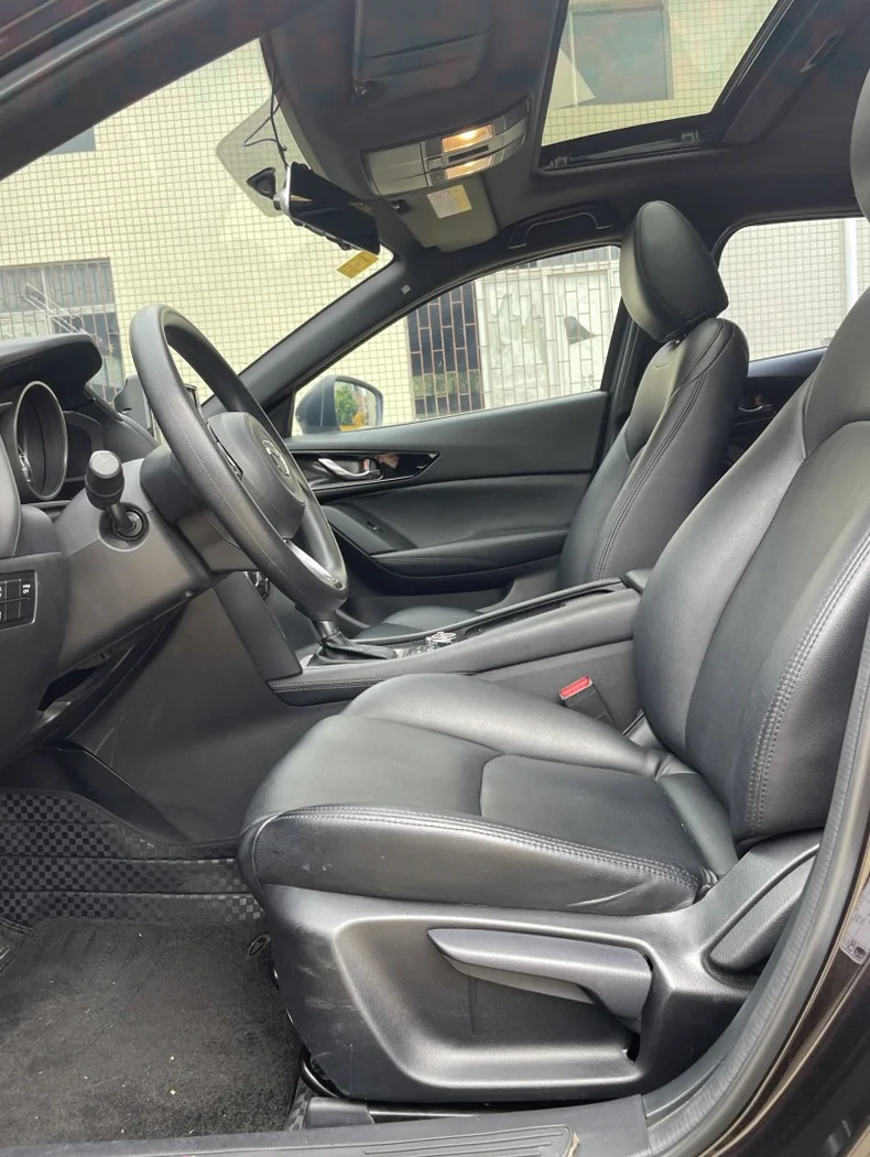 马自达CX-4 内饰后排