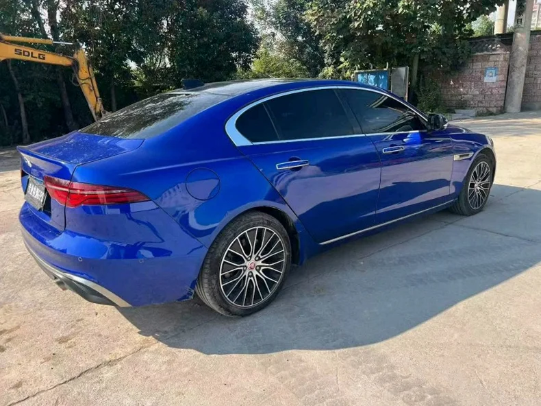 捷豹XEL 后面外观一