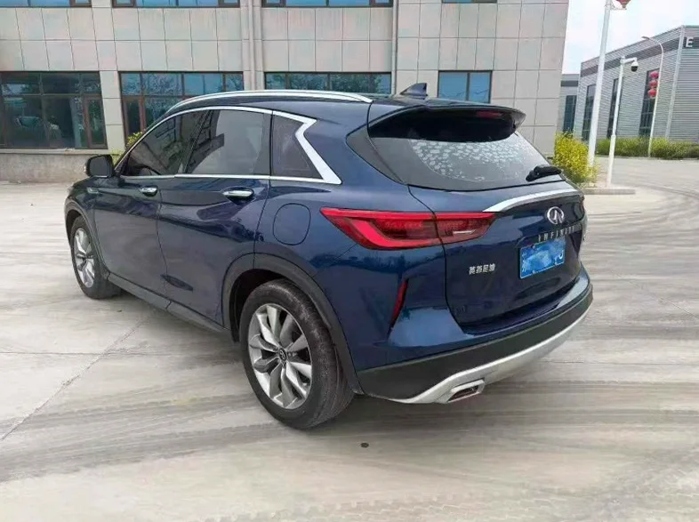 英菲尼迪QX50 后面外观二