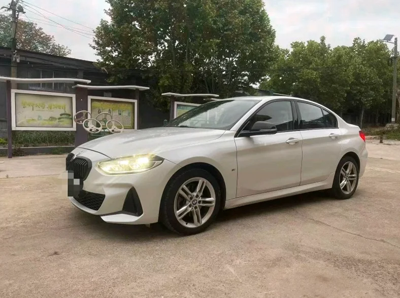 宝马1系 正面外观二