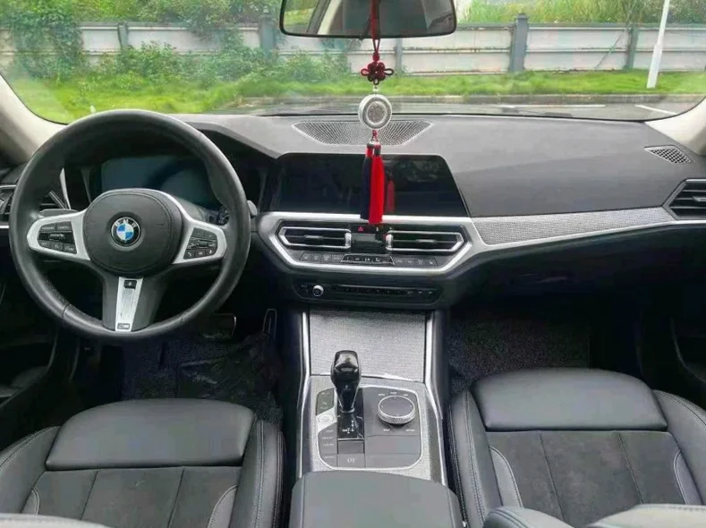 宝马2系 内饰前排