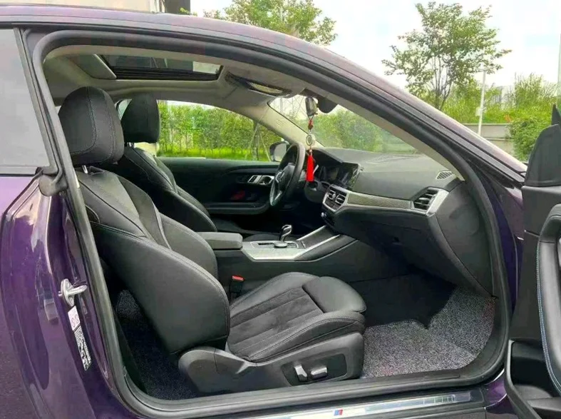 宝马2系 驾驶室