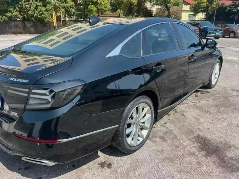 本田雅阁 内饰前排