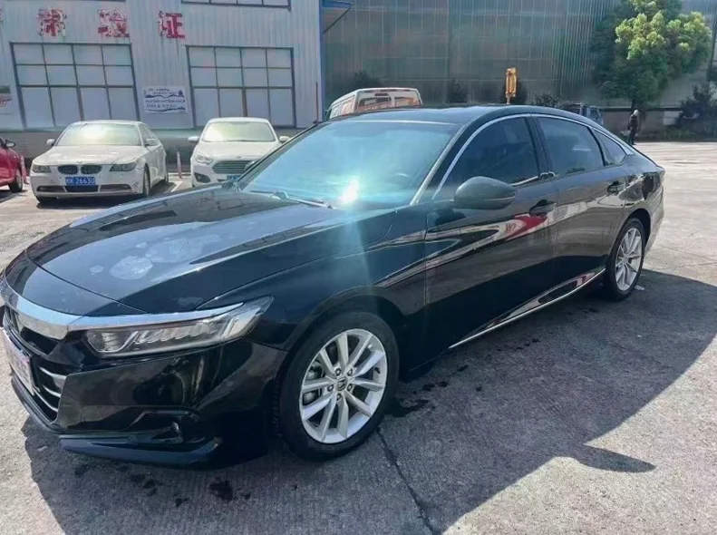 本田雅阁 正面外观二