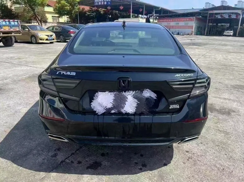 本田雅阁 驾驶室