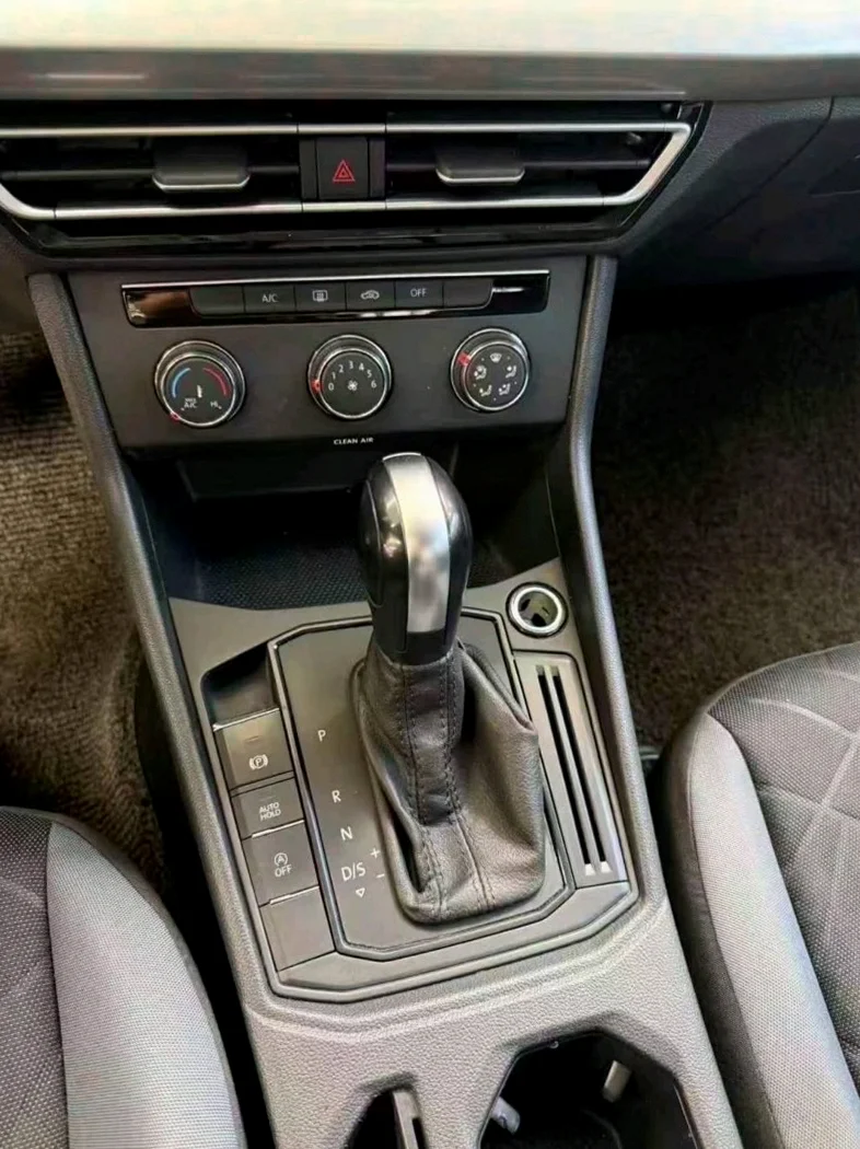 大众朗逸 后面外观三