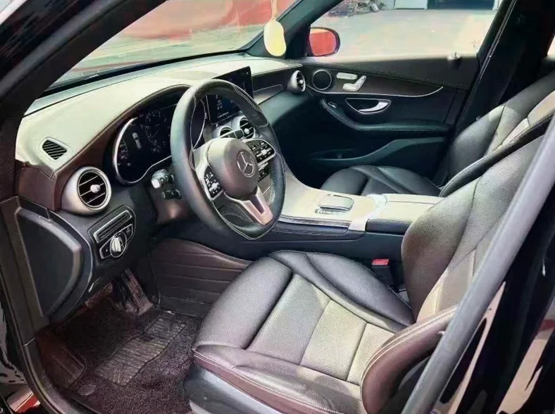 奔驰GLC 后面外观一