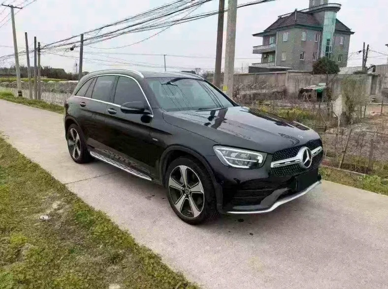 奔驰GLC 正面外观三