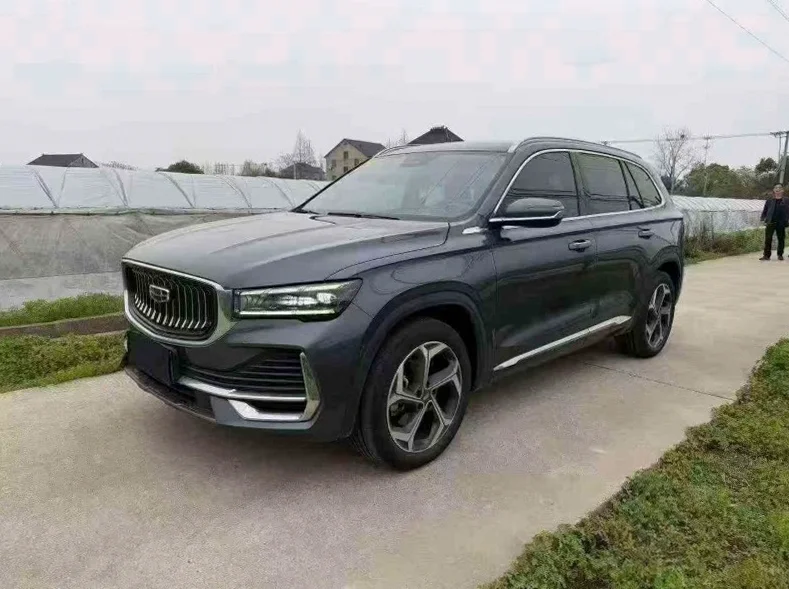 吉利星越 正面外观二