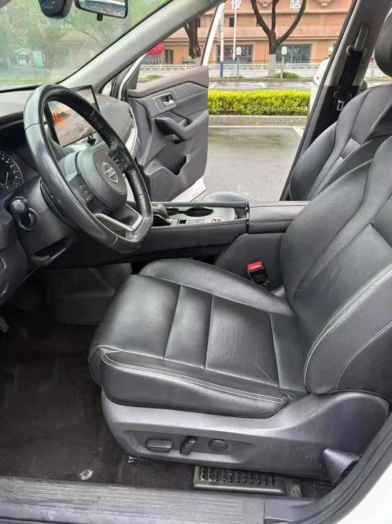 日产奇骏 正面外观二