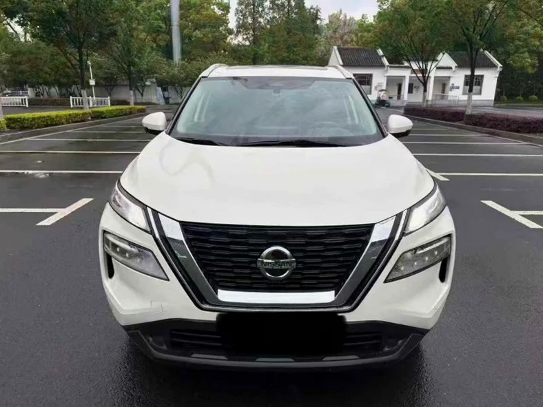 22年日产奇骏1.5T豪华版