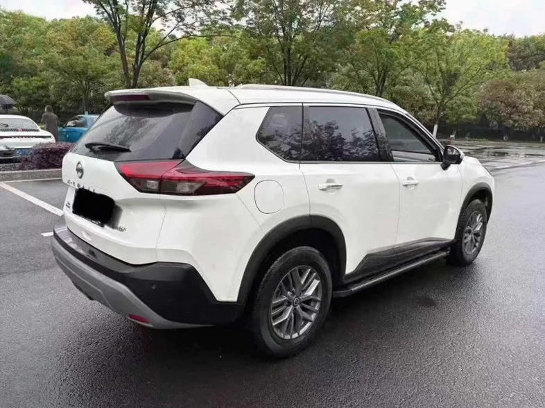 日产奇骏 内饰前排