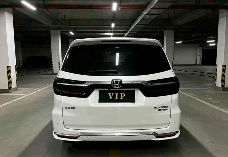 本田艾力绅 驾驶室