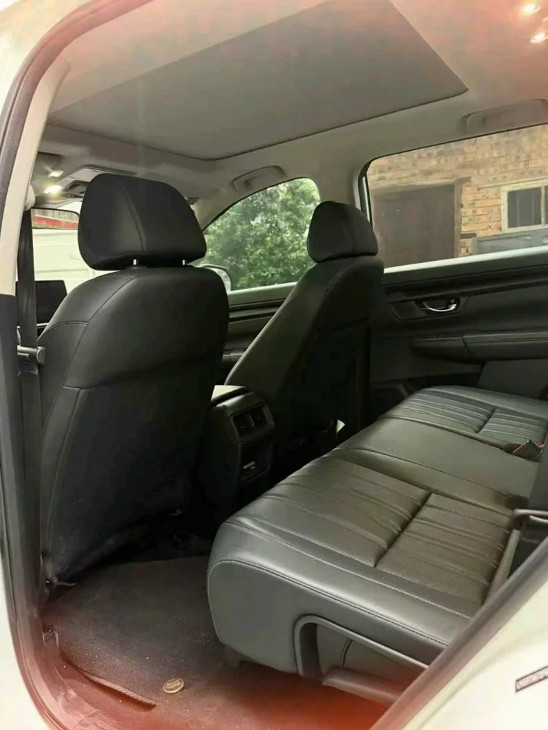 本田皓影 后面外观二