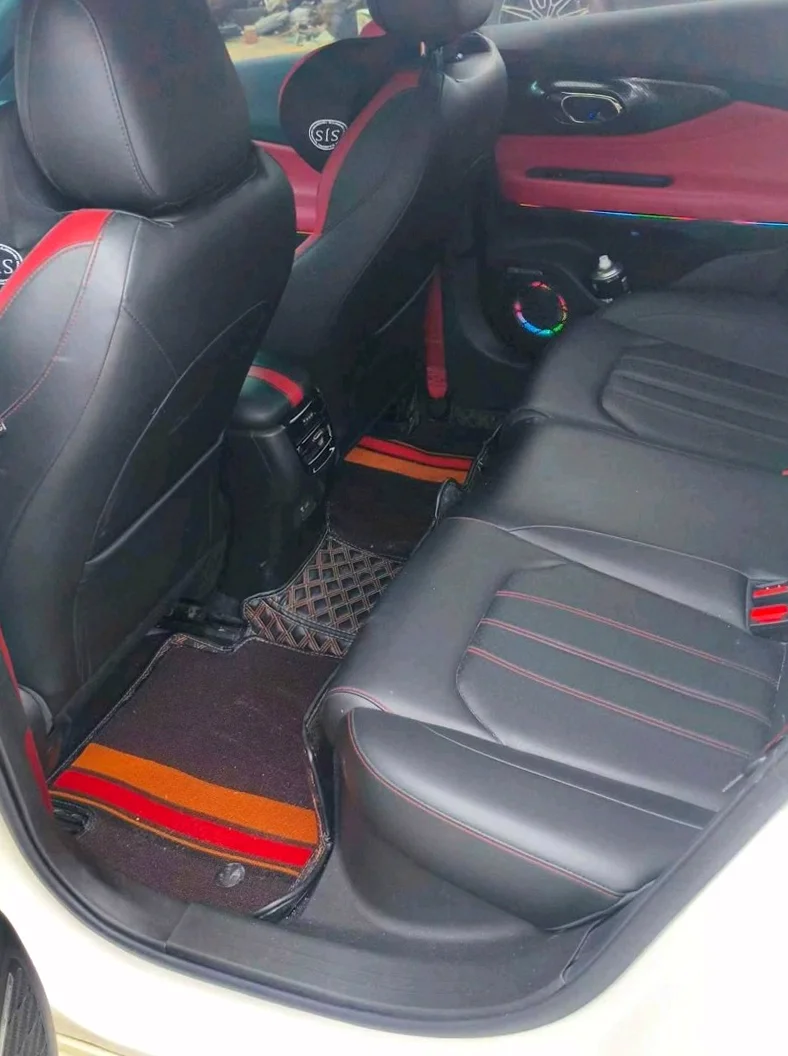 传祺影豹 正面外观三