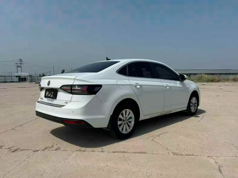 大众朗逸 驾驶室