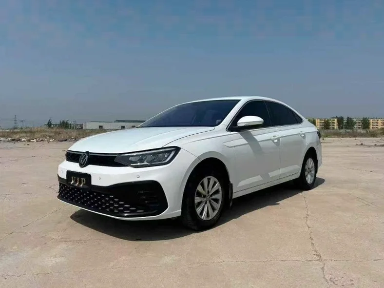 大众朗逸 正面外观二