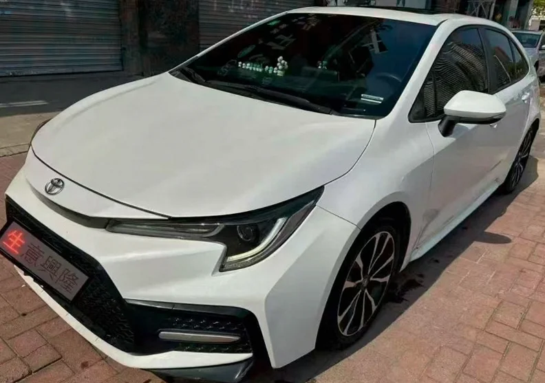 丰田雷凌 正面外观二