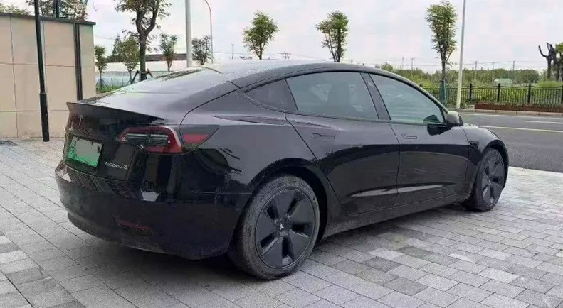 特斯拉MODEL 内饰后排