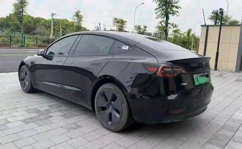 特斯拉MODEL 后面外观三