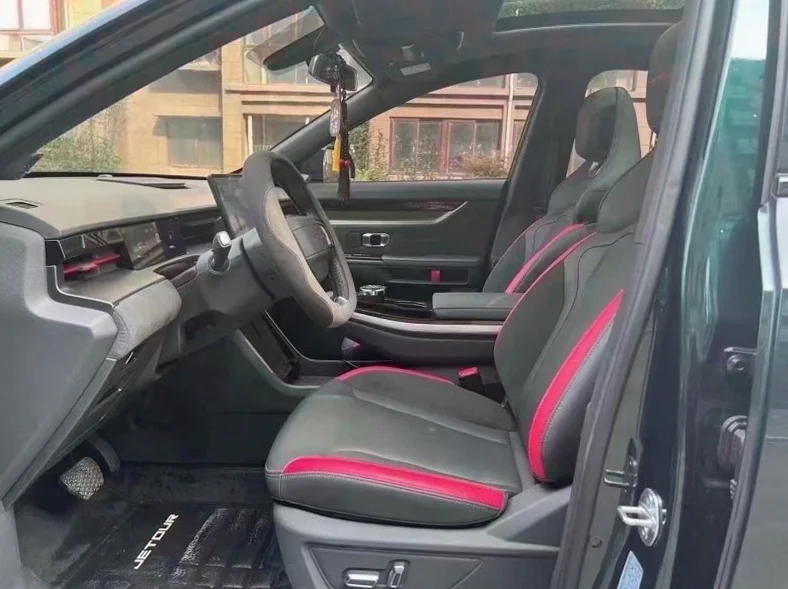 奇瑞捷途 后面外观一