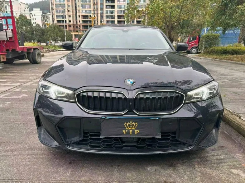 24年宝马330Li M运动耀夜