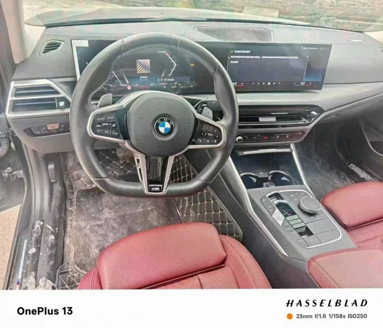 宝马3系 后面外观一